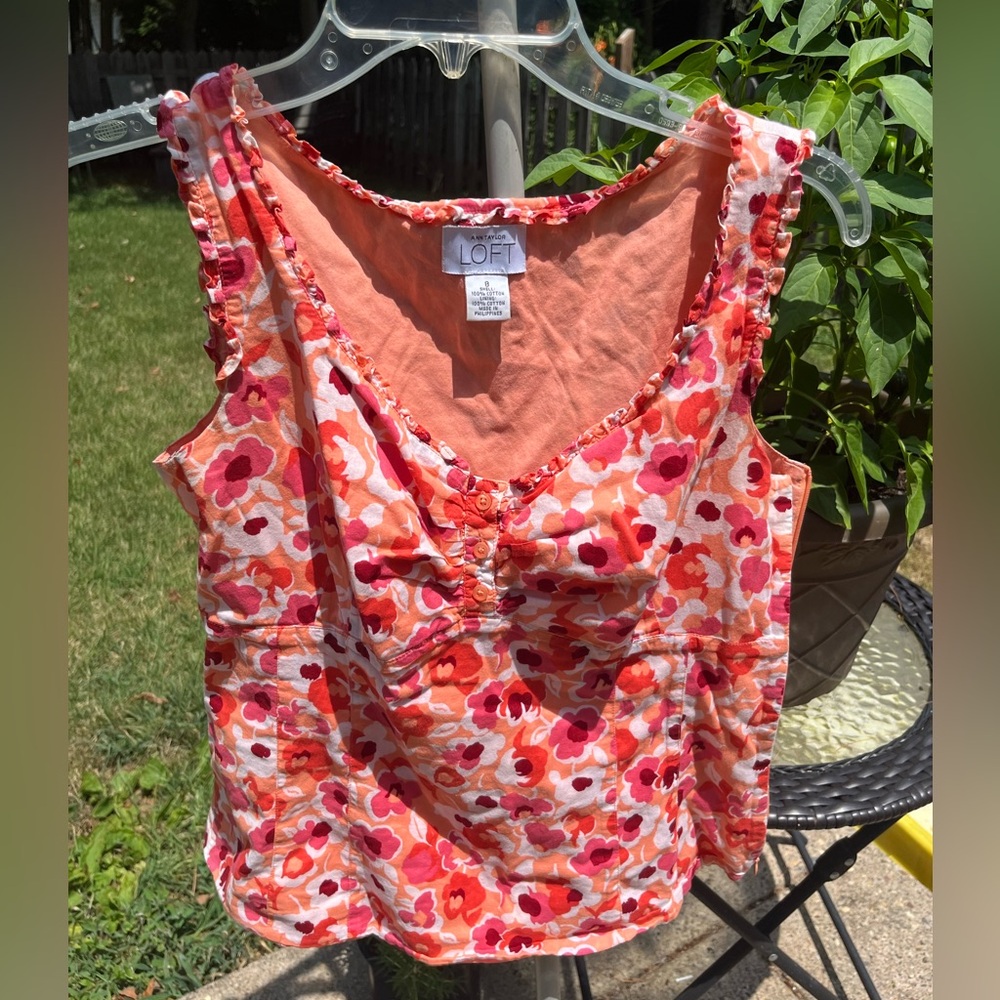 ANN TAYLOR LOFT Multi colored Floral lined Blouse with Zip Side 8